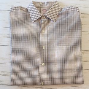 Brooks Brothers Button Up. Size 15 1/2 (Medium)